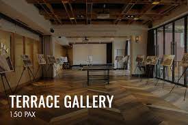 Post your event space on referral websites that help people find event spaces like wedding and party directories. Meeting