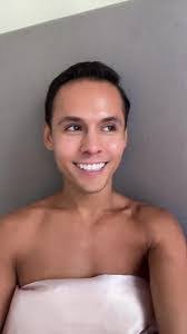 Lorenzo Friday's Instagram, Twitter & Facebook