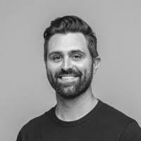 Cari Swanson's Instagram, Twitter & Facebook