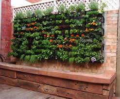 25 Landscape Design For Small Spaces Vertical Garden Small Space Gardening Verticle Garden