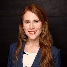 Deanna Tierney's Instagram, Twitter & Facebook