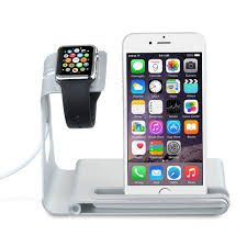 Supporto Per Apple Watch E Iphone Scontato Da 14 47 Euro Apple Watch Aluminum Apple Watch Charging Apple Watch Stand