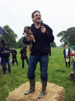 The tv vet, 53, took to instagram on thursday were he shared an update with his fans and. Noel Fitzpatrick S Portrait Photos Wall Of Celebrities
