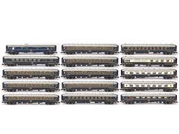 Das hier vorgestellte wagenset wurde freundlicherweise von kato / lemke zur verfügung gestellt. Kato N 23215 11214 15 Teiliges Wagenset Orient Express Catawiki