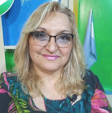 Coach Mirta Ponce De Leon.