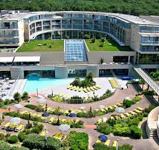 Vaata pakkumisi majutusasutuses club vacances bleues les jardins atlantique, sh tasuta tühistamisvõimalusega ja tühistamise korral tagastamisele kuuluva ettemaksuga.port bourgenay golf on vaid mõneminutilise jalutuskäigu kaugusel. Hotel Les Jardins De L Atlantique Talmont Saint Hilaire Vendee