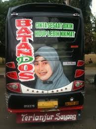 Kali ini ane akan membahas tulisan di bak truk nih gan. Kumpulan Gambar Foto Lucu Di Bak Truk Cithika