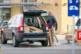 Coronavirus In Berlin Betrieb An Der Ikea Fi Imago Images