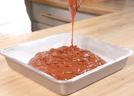 Le Brownie Au Chocolat Recette Facile Pastry Freak En 2020 Recette Facile Brownie Chocolat Faire Fondre Du Chocolat