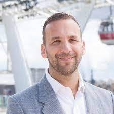 Peter Gilheany's Instagram, Twitter & Facebook