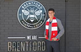 Christian nørgaard prefers to play with right foot. Christian Norgaard Signs From Fiorentina News Official Website Of Brentford Football Club