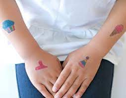 The people of ancient egypt and india used this form of temporary tattoo for religious ceremonies, wedding festivals, and for simple body adornment. Make Temporary Tattoos Out Of Kids Art