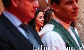 Abanderada Mayor de la Junta Festera de Calles de Almansa 2023