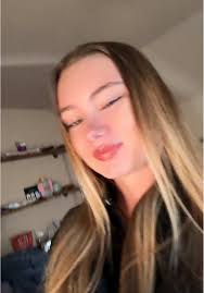 Zoe Hoffman (@thezoehoffman)’s videos with Someone To Call My Lover