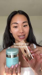 Kendra Spaulding's Instagram, Twitter & Facebook