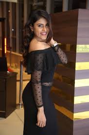 Find the perfect saira shah stock photos and editorial news pictures from getty images. Naira Shah Stills At E Ee Movie Premiere Show Indian Girls Villa Celebs Beauty Fashion And Entertainment