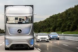 Mercedes Revolutionises Trucking With Self Driving Semi Future Trucks Mercedes Benz Mercedes