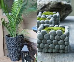 Déco jardin cage transformé en un pot suspendu pour des plantes succulentes. Deco Originale Pour La Maison Avec Des Cailloux Et Des Galets Design Feria
