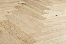 This 6 quarter sawn white oak flooring is structurally superior to plain sawn white oak flooring in every way. Tungston Plank Herringbone White Oak Flooring Herringbone White Oak Natural 4 X 16 Unfinished