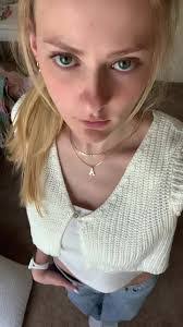 Alice Oates's Instagram, Twitter & Facebook