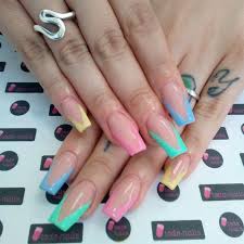 Born pretty polvo acrilico para uñas conjunto de colección de polvo acrílico para uñas de 3 colores sistema de uñas de acrílico profesional de color rosa blanco claro generador de polvo 3,6 de 5 estrellas 2.161 Pin On Unas Decoradas Por Todo Nails