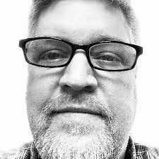 Steve Quist's Instagram, Twitter & Facebook