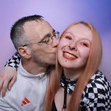 Lisa Willcox in people