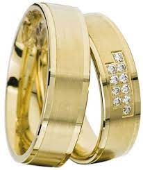 The Wedding Band Shop Wedding Rings Dublin Ireland Yellow Gold Ring With Satin Yellow Gold Mens Wedding Ring Yellow Gold Wedding Ring Wedding Ring Shopping