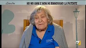 Frasi sulle donne di margherita hack, pensieri sull'emarginazione femminile da condividere. Nientefermaledonne Margherita Hack Ho 90 Anni E Non Mi Rinnovano La Patente