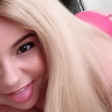 Sandra Gales's Instagram, Twitter & Facebook