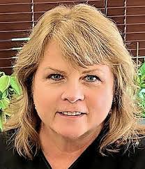 Cynthia Meyer's Instagram, Twitter & Facebook