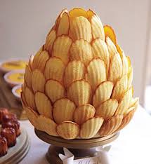 Piece Montee De Madeleines Dessert De Mariage Recettes De Cuisine Idee Dessert Mariage