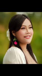 Photoshoot with my models. Upcoming releases. Thanks to my amazing team.  PHOTOGRAPHER: DAO CHANG. MODELS: PAULA, KAAB HLI, JEWLS, SHOUA. #fyp  #foryourpage #photography #jewelry #hmonginspired ...