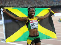 As per wikipedia, jackson's actual height is 5 feet 8 inches (1.73m) tall, and she weighs 61kg (134lb). Shericka Jackson Wins 400m Bronze For Jamaica Sports Jamaica Gleaner