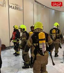 إندلاع حريق خارج مطعم في دبي مول رادار نيوز