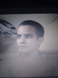 Alguien sabe que fue de la vida de este actor? Su nombre era Roberto  González y participó en la serie cubana "Blanco y negro ¡No!" del año 1994,  interpretó a Tito, el