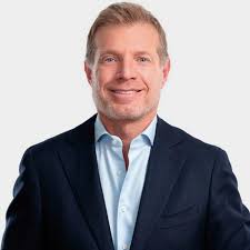 Las posibilidades del exterior en el mercado mexicano son infinitas”.  Federico Diez, Presidente de Global Vía Pública Latam, a su llegada a  México. Aunque ya nos lo esperábamos, justo en febrero de