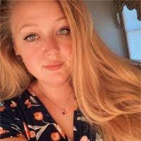 Ellen Westby's Instagram, Twitter & Facebook