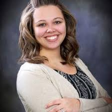 Shelby Lunn's Instagram, Twitter & Facebook