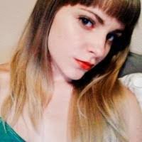 Anna Wray's Instagram, Twitter & Facebook