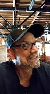 Glen Everhart's Instagram, Twitter & Facebook