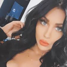 Designed to make hair of all types (including 4c) look, shiny, moist, and thicker as well as straighten*. Haylee Thompson Hair Stylist West Kennedy Tampa Florida