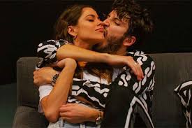 O por lo menos eso es lo que se deduce de las imágenes que llegan desde miami. Extrana A Yatra La Indirecta De Tini Stoessel En Su Video Te Olvidare Interneticias