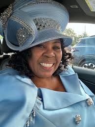 Going in June for 2 weeks!!! What Hat did Y'all ladies wear???