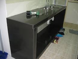 Setiap table top mempunyai kelebihan dan kekurangan bahan itu sendiri. Pemasangan Table Top Kabinet Dapur Ukp Property
