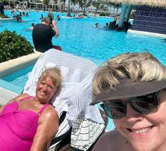 Let's welcome our new members! Dami Dii Nho, Lauren Miles, Tamara Sha',  Shayylinnie Ritchardsson, Glynis Butt, Almatine Lewis, Lori Latella  Kellogg, Leah Nail, Kate Slone Longman, Sheryl Parchment, Kim Frederickson,  Jamila French,