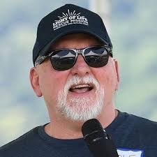 Johnnie Dirden's Instagram, Twitter & Facebook