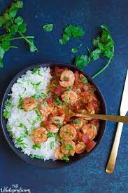 For a quick dinner with lots of flavor make a quick vegetable curry with coconut milk. Easy Coconut Red Curry Shrimp Wholesomelicious