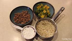 Boil one cup of lean ground beef until it is brown all the way through. Low Fat Homemade Dog Food Recipe For Different Health Conditions