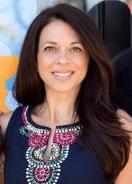 Tara Hackett's Instagram, Twitter & Facebook